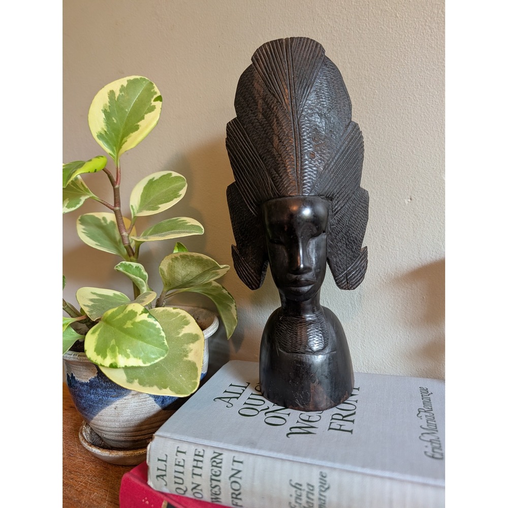 Vintage East African Solid Ebony Wood Carved Bust Mid Century Modern Sculpture